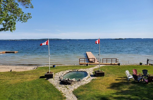 Leeds and the Thousand Islands Cottage | Home of 1000island#3-Directly on STL river private beach FREE boat docking