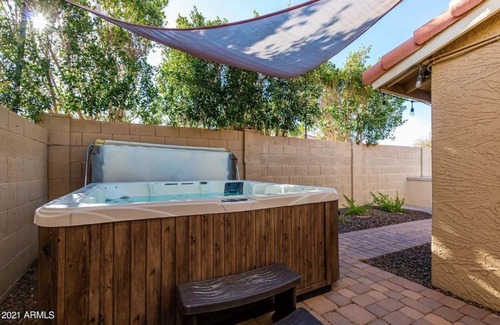 Paradise Valley Village House | Home on a great North South Corner Lot