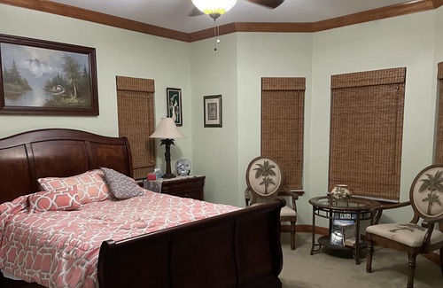 East End House | Home on St. George Island 2 blocks to the beach!