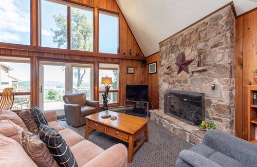 Paradise Point House | Home on the Ridge: Lake Access, Hot Tub, Fire Pit, Fireplace!