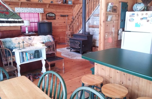 Washington Island Cabin | Home Owner Custom Built Log Cabin