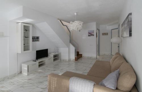 Corralejo House | Home Queen