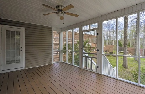 Summerville House | Home - Retreat w/Pool and Hot Tub on 5 acres !
