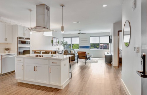 Donelson Apartment | Home Run Hideaway: Brand New One Bedroom in Nashville