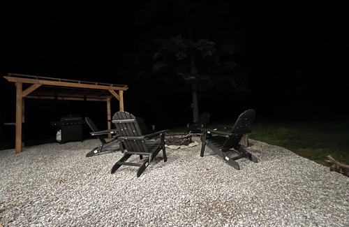 Sloans Valley House | Home/Sleep 14/Lake/2Bath/4Bed/Near Boat Ramp/Pet Friendly