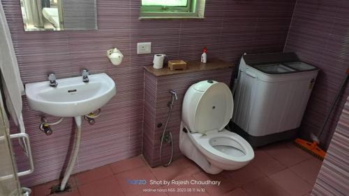 Dwarka Apartment | Home Stay Dwarka19