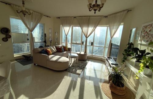 Al Majaz House | Home stay - FOR FEMALE ONLY GUESTS -ممنوع دخول الرجال