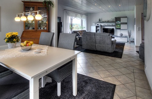 Niederkruechten Apartment | Home Suite Home near the NL border