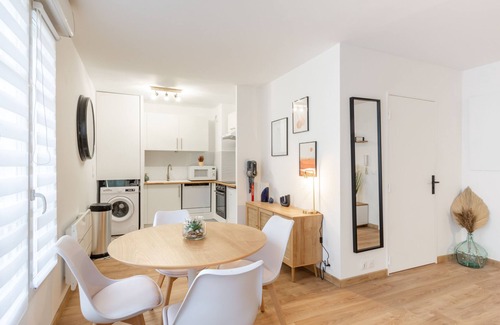 Chessy Apartment | Home Sweet Home by Plaza