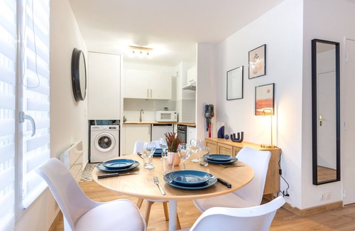 Chessy Apartment | Home Sweet Home by Plaza