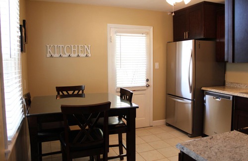 Lynchburg House | Home Sweet Home - clean & convenient