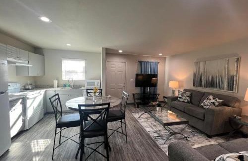 Clovis Apartment | Home Sweet Stay