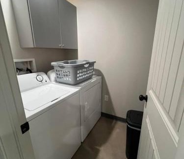 Clovis Apartment | Home Sweet Stay
