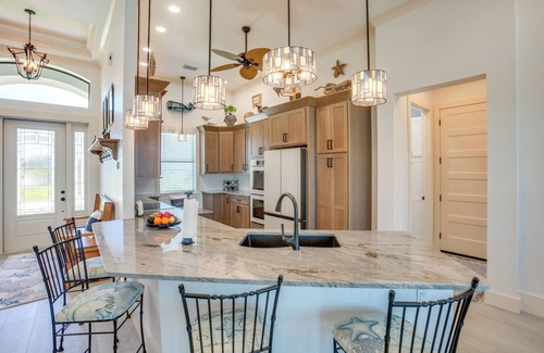 Punta Gorda Cottage | Home w/Private Pool & Lake Views in Punta Gorda!