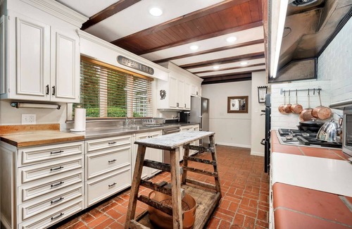 Old Lyme House | Home with Endless Charm | Relax, Entertain, Enjoy!
