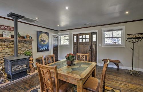Mountainaire House | Home with Jacuzzi 10 Mi to NAU and Flagstaff!