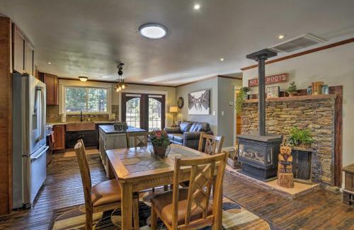 Mountainaire House | Home with Jacuzzi 10 Mi to NAU and Flagstaff!