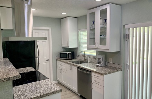 South Bradenton House | Home with private heated pool