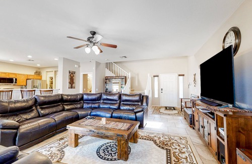 Copper Basin House | Home with private pool, spa, swim-up bar/grill, outdoor dining, firepit, & W/D