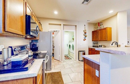 Copper Basin House | Home with private pool, spa, swim-up bar/grill, outdoor dining, firepit, & W/D