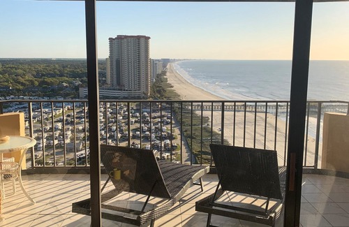 Myrtle Beach Condo | Home with THE View - Oceanfront - Maison Sur Mer