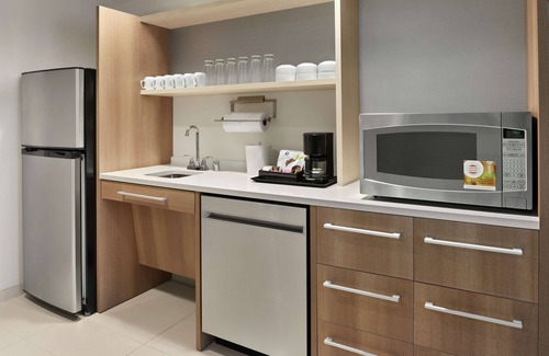 Brooklyn Park Hotel | Home2 Suites by Hilton Brooklyn Park Minneapolis