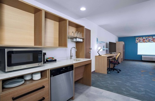 Pike Hotel | Home2 Suites by Hilton Indianapolis North at Intech Park