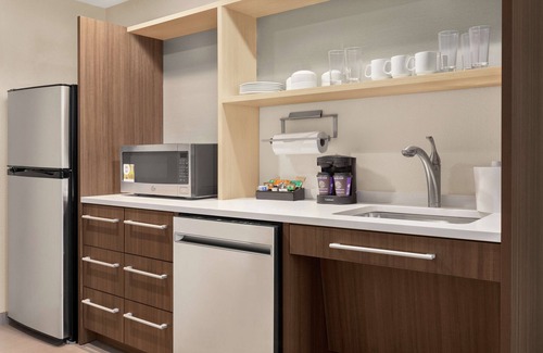 Hillandale Hotel | Home2 Suites by Hilton Silver Spring