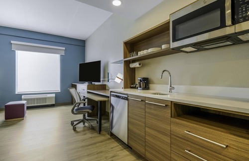 Oakley Hotel | Home2 Suites By Hilton Cincinnati Midtown Oakley