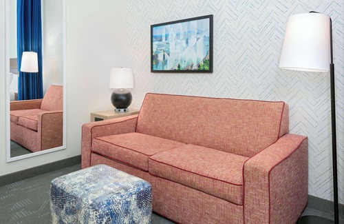 Cheektowaga Hotel | Home2 Suites by Hilton Buffalo Airport/Galleria Mall