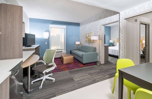 Newark Hotel | Home2 Suites by Hilton Newark Airport