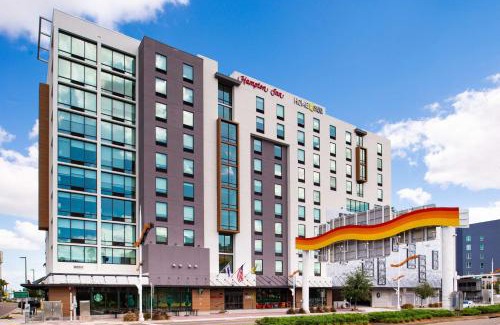 Channel District Hotel | Home2 Suites By Hilton Tampa Downtown Channel District