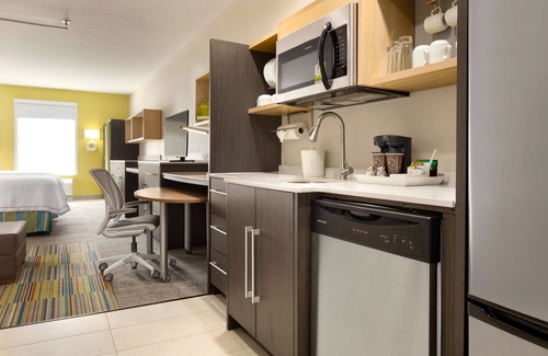 Shenandoah Hotel | Home2 Suites by Hilton Shenandoah The Woodlands
