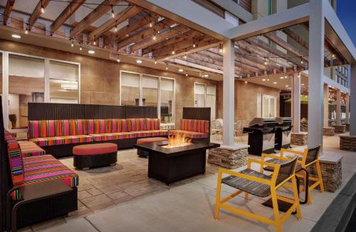 Woodbridge Hotel | Home2 Suites by Hilton Woodbridge Potomac Mills