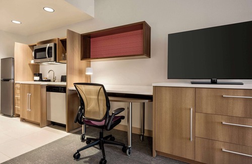 Central Colorado Springs Hotel | Home2 Suites By Hilton Colorado Springs I-25 Central