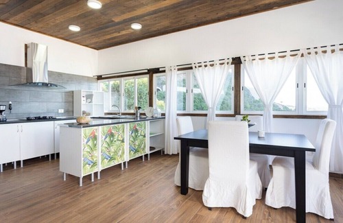 Los Realejos House | Home2Book Elegant Retreat: Pool & Nature Oasis