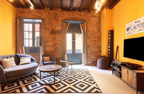 Historical Center House | Home2Book Stylish Design House in La Laguna Center