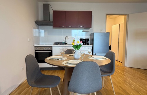 Rhein-Erft-Kreis District Apartment | Home2Cologne