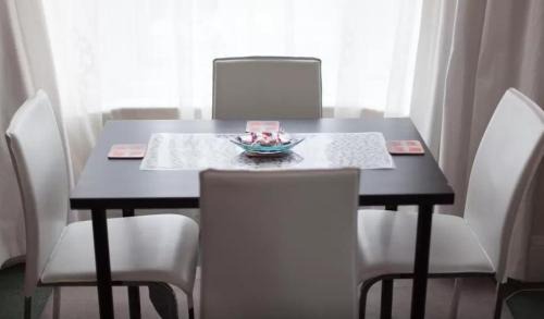 Southfield Bed & Breakfast | Home2Home-Rooms
