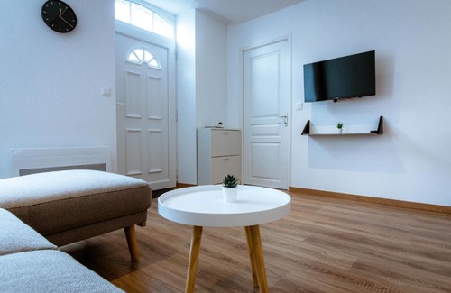 Valognes Apartment | Home2Stay Valognes