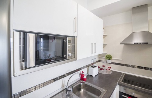 Bajamar Apartment | HomeForGuest BEAUTIFUL APARTMENT, SEA VIEWS, BBQ, GYM