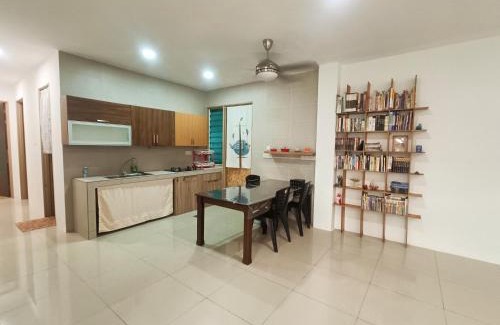 Miri Apartment | Homelite Resort