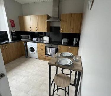 Peterhead Apartment | Homely 3 bed town centre flat