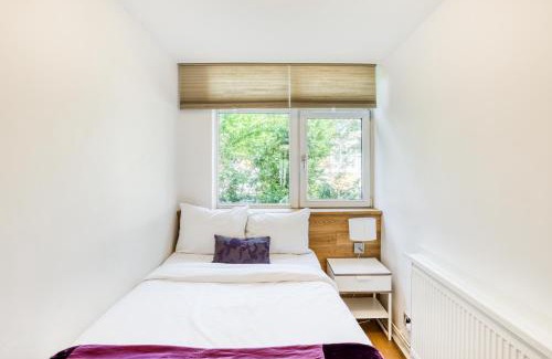 Ferndale House | Homely 4 Bedroom House in Brixton