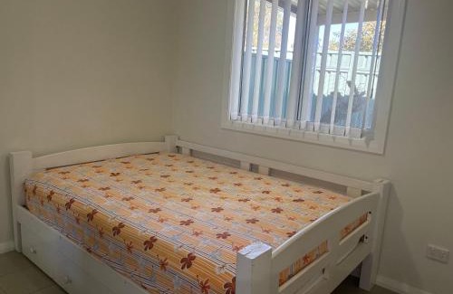 Kings Langley Villa | Homely Granny Flat, Kings Langley