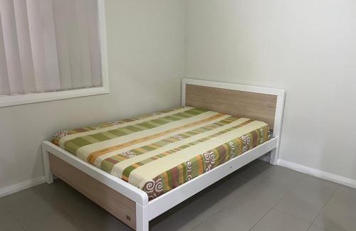 Kings Langley Villa | Homely Granny Flat, Kings Langley