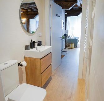 Santander Apartment | Homely Rooms