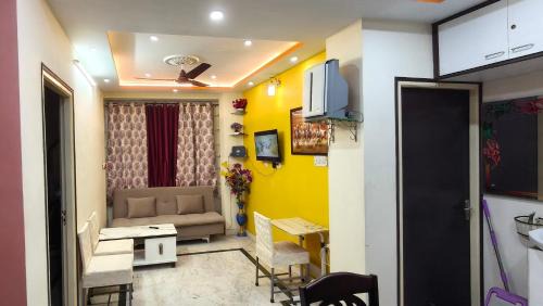 Mukundapur Apartment | Homely Stay