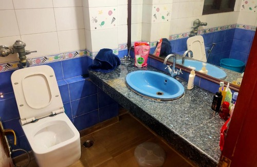 DLF Phase 1 House | Homely Stay with Meals DLF 1