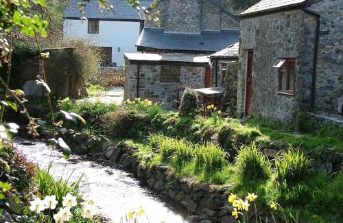 Mary Tavy Apartment | Homer Barn